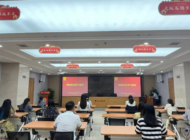 C:\Users\Administrator\Desktop\新建文件夹 (2)\QQ浏览器截图20221011083630.png C:\Users\Administrator\Desktop\新建文件夹 (2)\QQ浏览器截图20221011083630.png